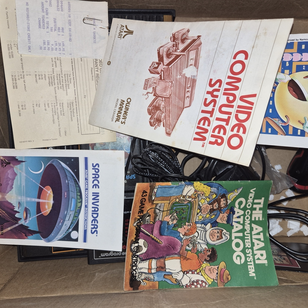 Atari  Game Console - Picture 3 of 6